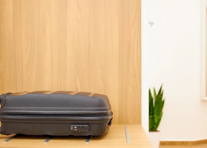 Zeropensieri Nocleg ze śniadaniem 4*